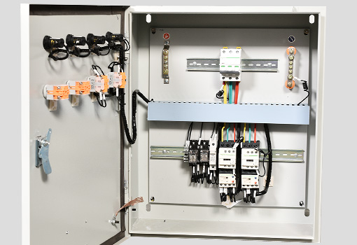 配電箱內(nèi)部實物圖 配電箱內(nèi)部實物圖