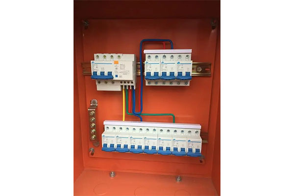 河北配電箱廠家內(nèi)部